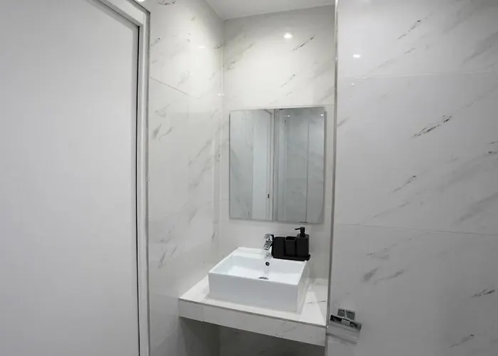 Modern Luxury Style & Serenity
