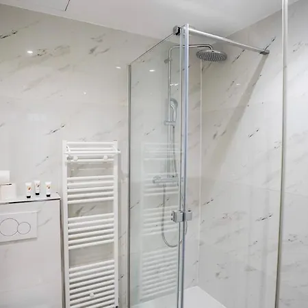 Modern Luxury Style & Serenity Apartment Paris
