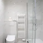Modern Luxury Style & Serenity * Paris