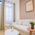 Modern Luxury Style & Serenity